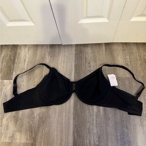 Elegant Black Underwire Bra‎